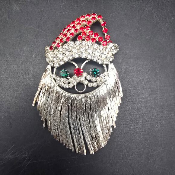 Rhinestone Santa Face Brooch with Silver Tone Chain Beard Vintage Jewelry - Picture 4 of 5